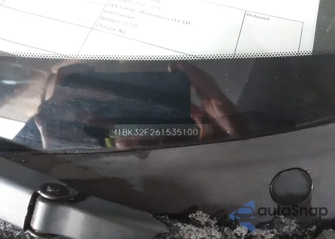 2006 Mazda Mazda3 I from USA, damaged, VIN JM1BK32F261535100